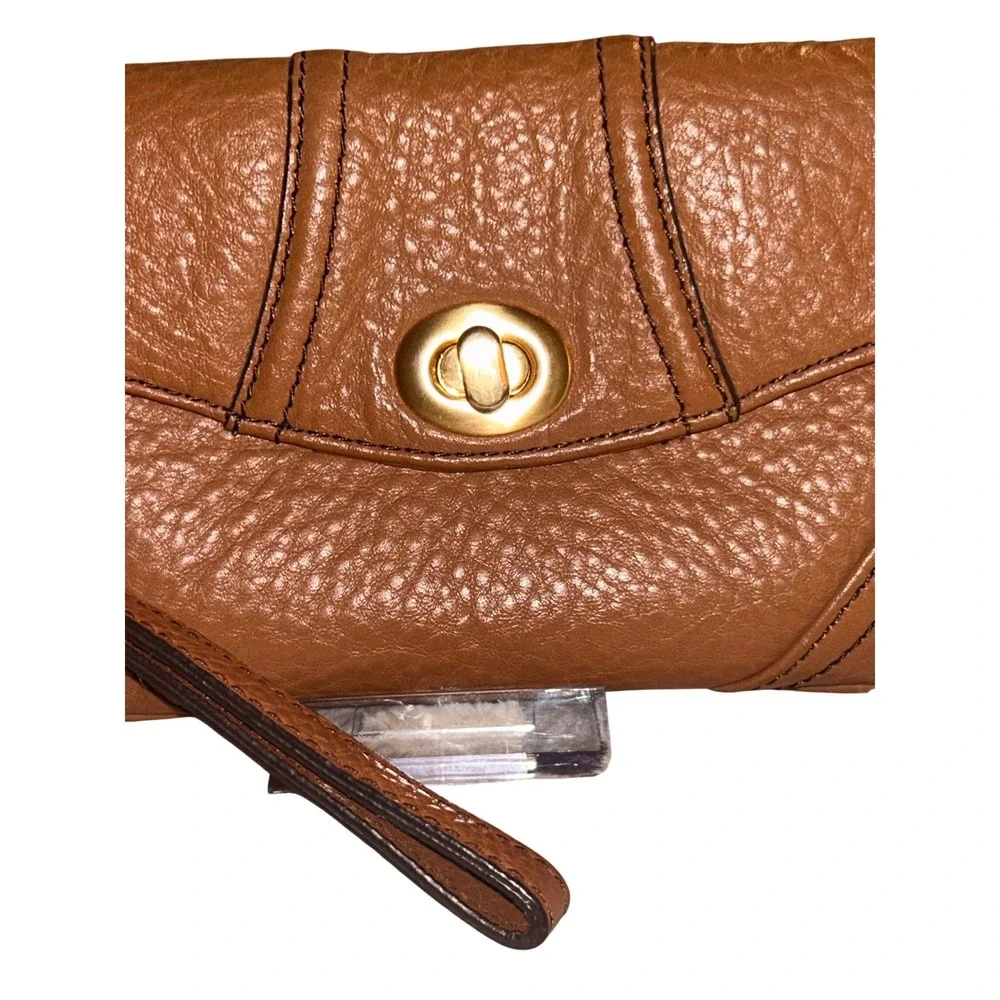 Talbots Pebbled Leather Turnlock Wristlet‎ Tan Brown Gold Hardware Clutch Bag
